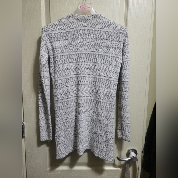Gray Knit Open Front Cardigan - Picture 2 of 5